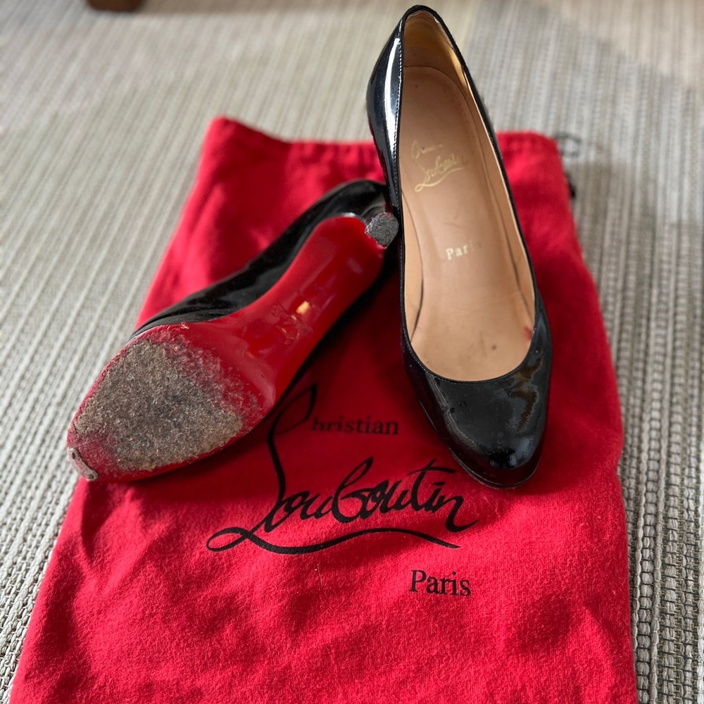 Christian Louboutin Patent Leather Black Pumps